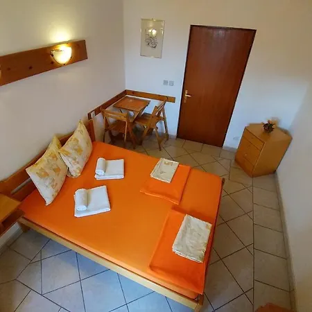 And Bova Guest house