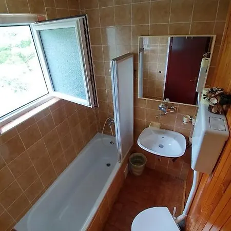 בית הארחה And Bova 3*