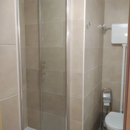 Gasthuis Apartments&rooms Bova