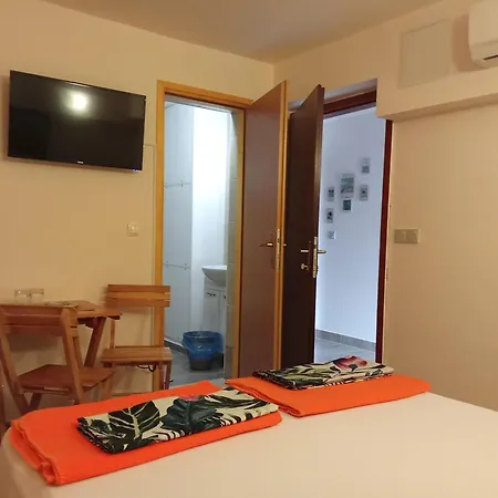 And Bova בית הארחה