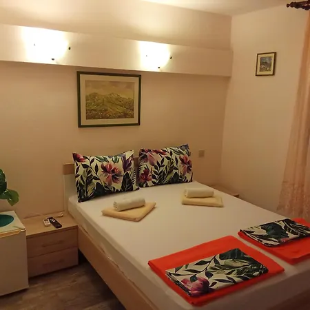 בית הארחה And Bova