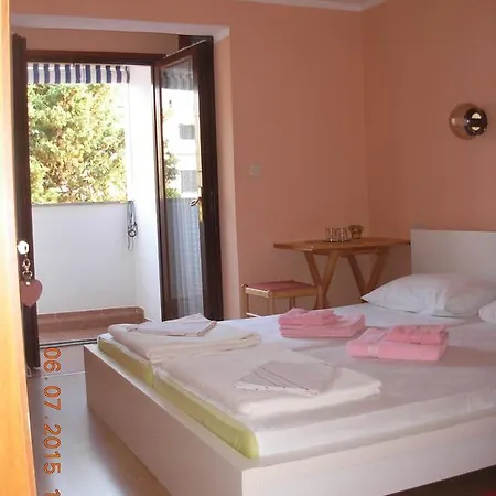 Apartments&rooms Bova 3*