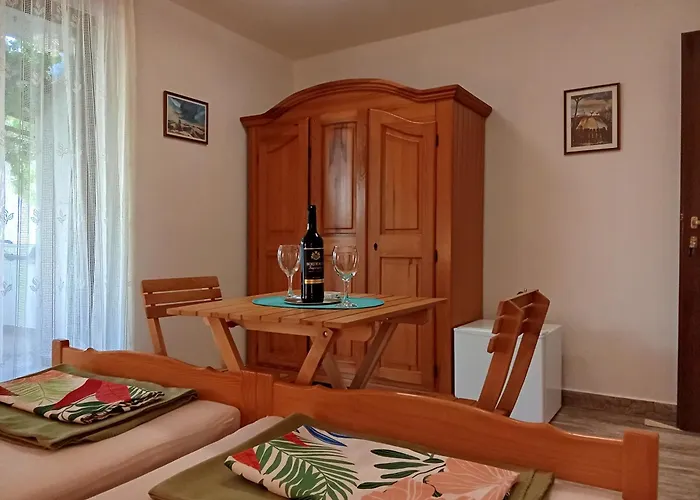 And Bova Πανσιόν 3*