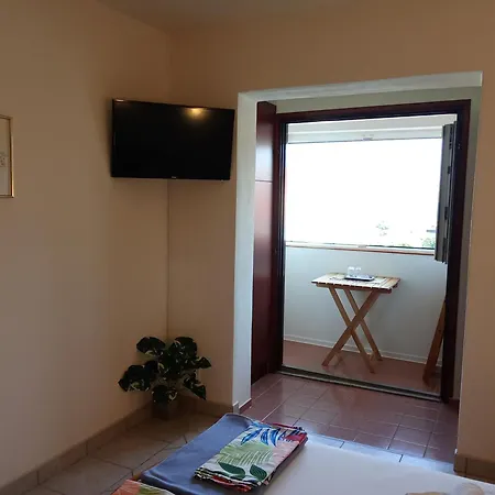 And Bova Baška